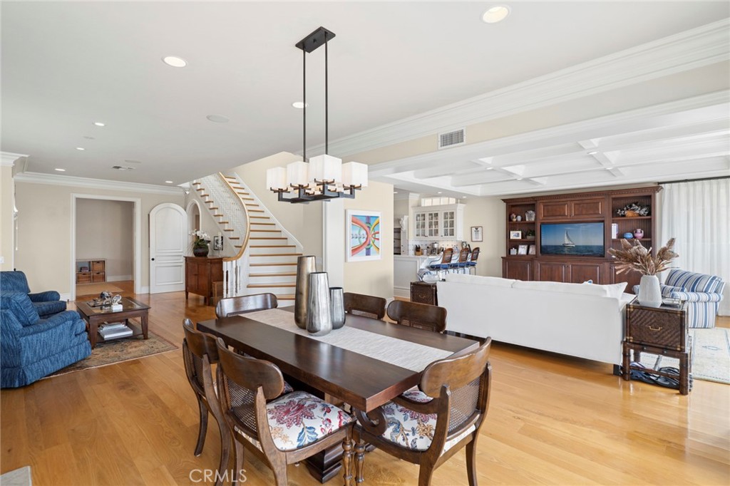 1550 E Oceanfront Property Photo 8