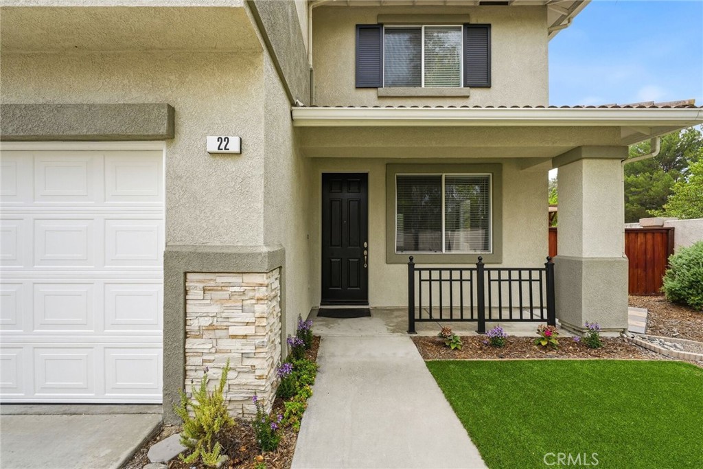 22 Lazurite Property Photo 3