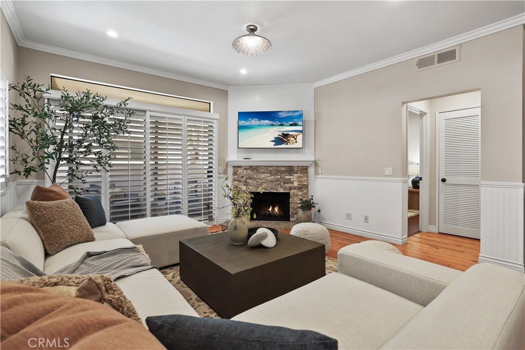366 Villa Point Property Photo 11
