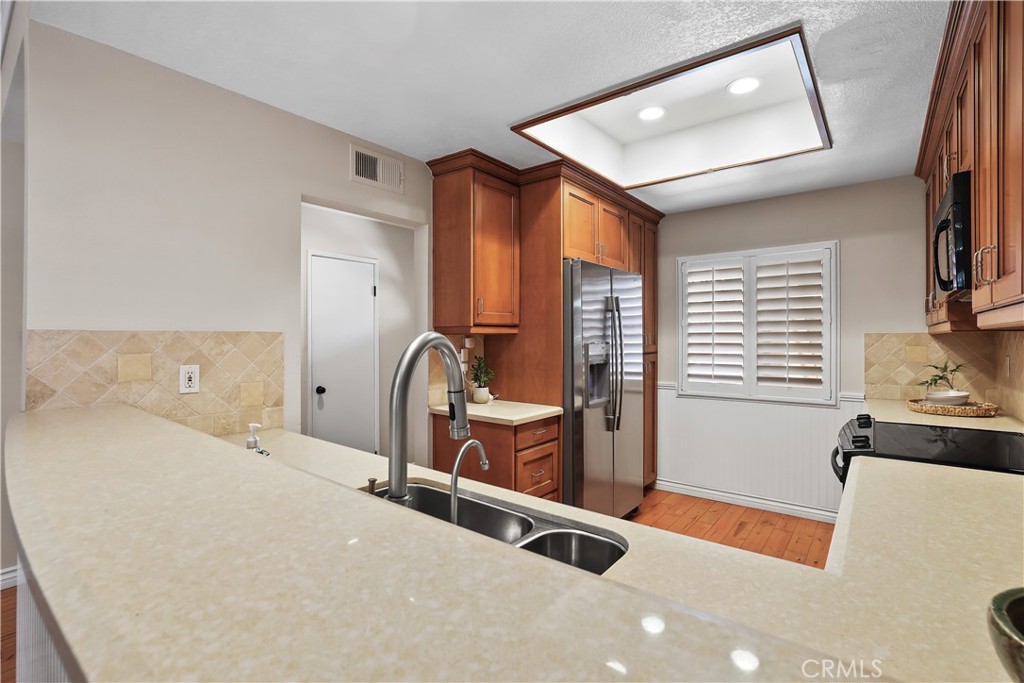 366 Villa Point Property Photo 19