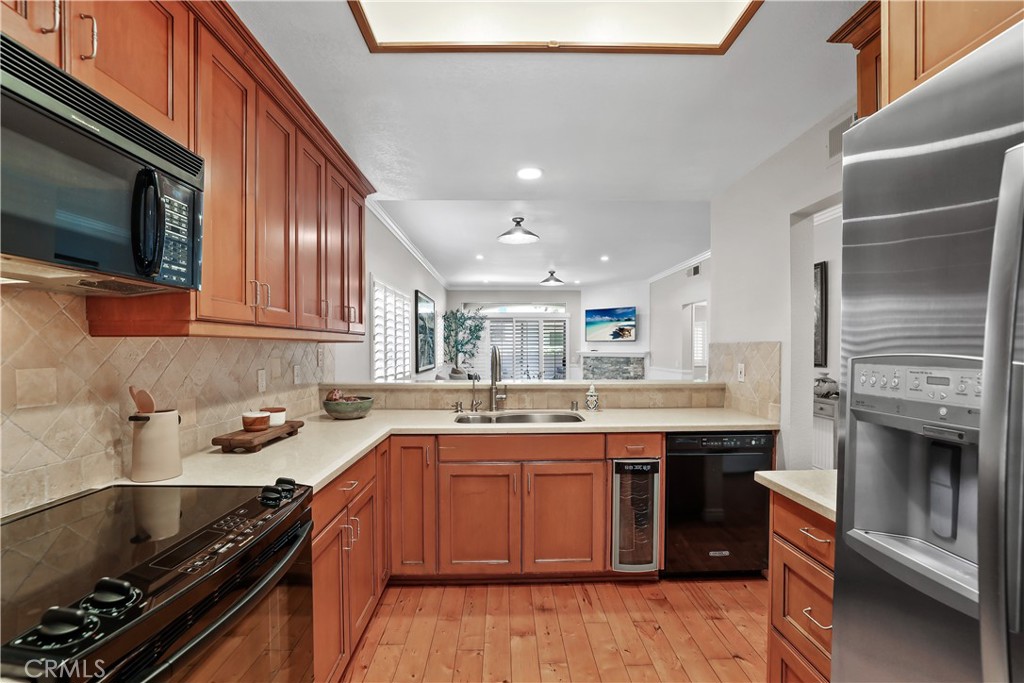 366 Villa Point Property Photo 24