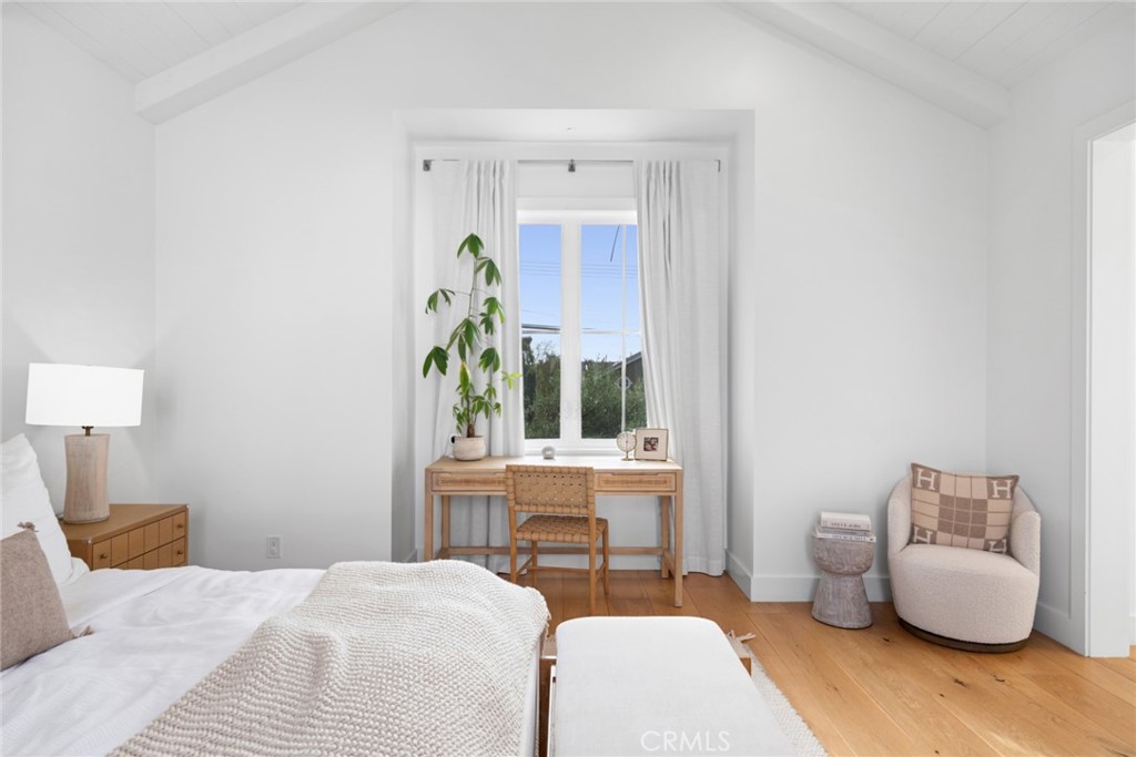 460 Santa Ana Avenue Property Photo 33