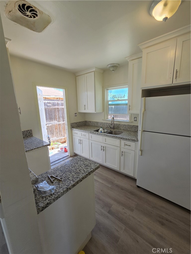 431 Sepulveda Property Photo 9