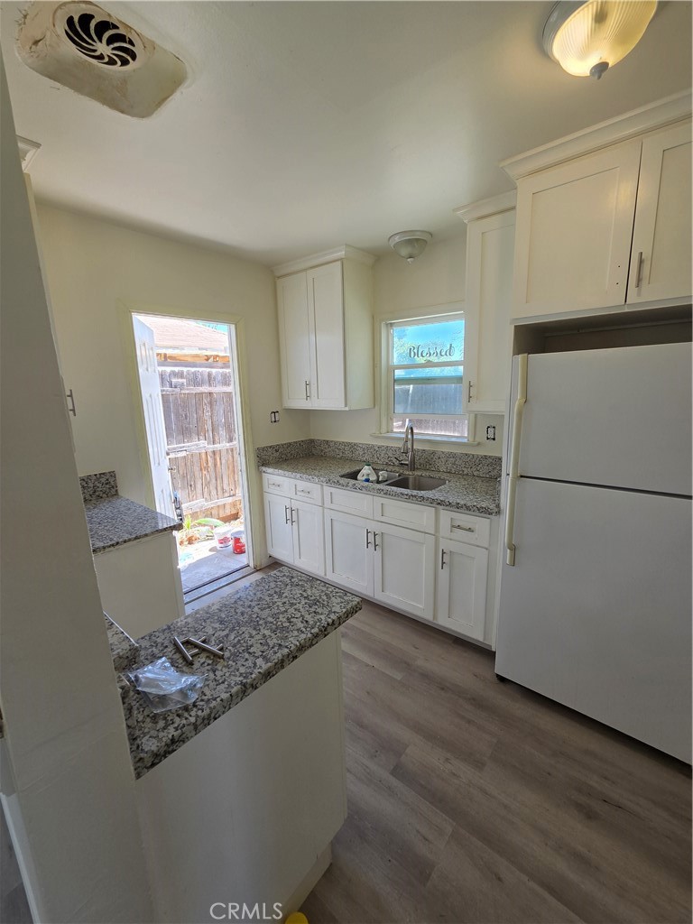 431 Sepulveda Property Photo 9