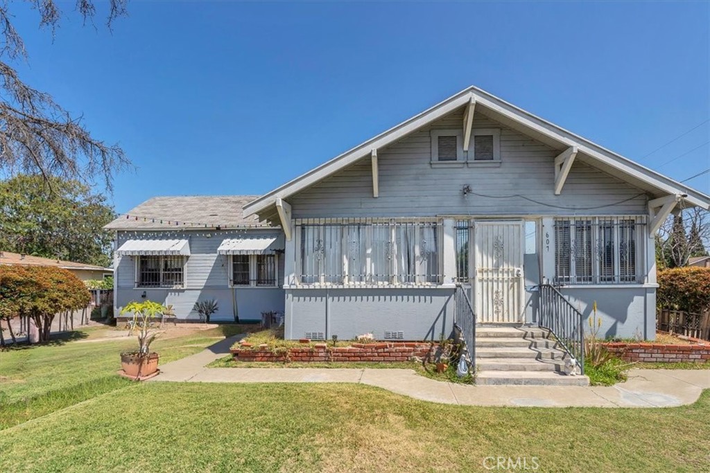 607 W La Jolla Property Photo 3