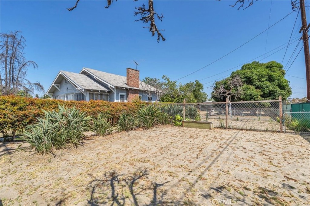 607 W La Jolla Property Photo 5