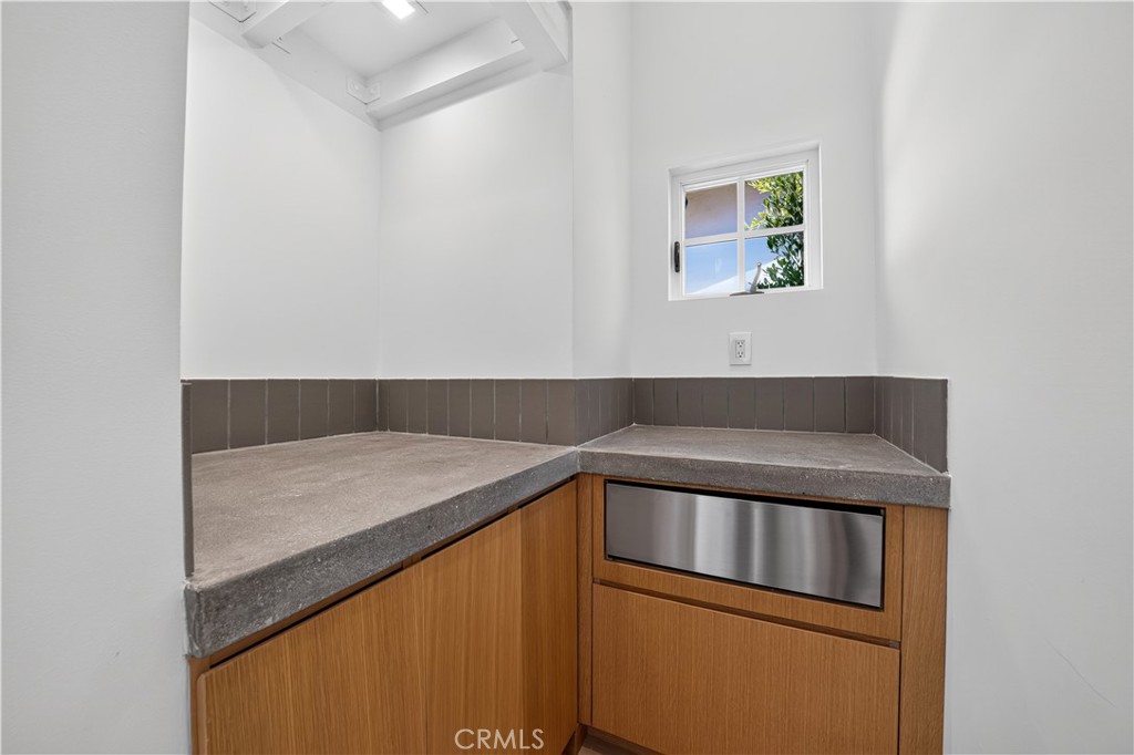 1312 Santanella Property Photo 15