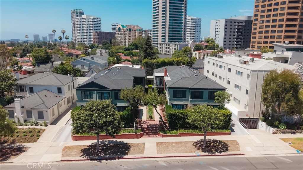 1235 S Beverly Glen Boulevard Property Photo 2