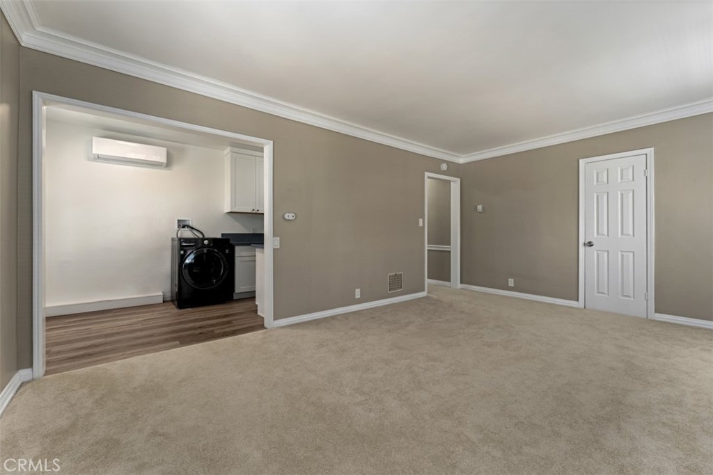 1235 S Beverly Glen Boulevard Property Photo 9