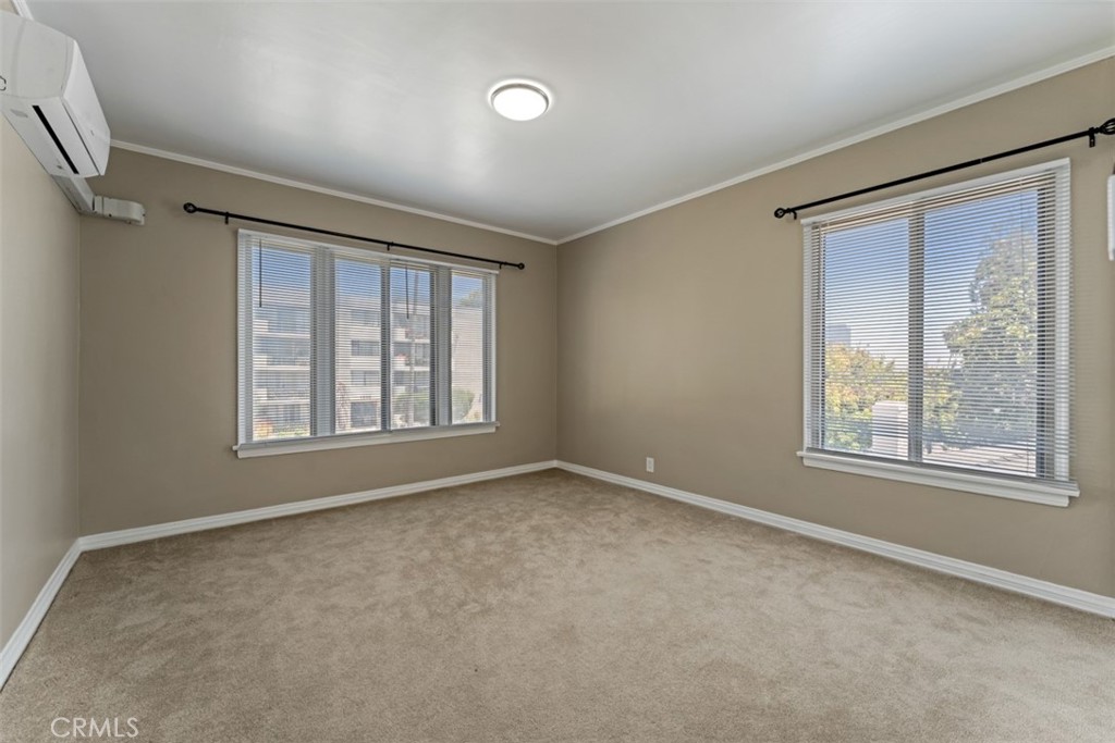 1235 S Beverly Glen Boulevard Property Photo 15
