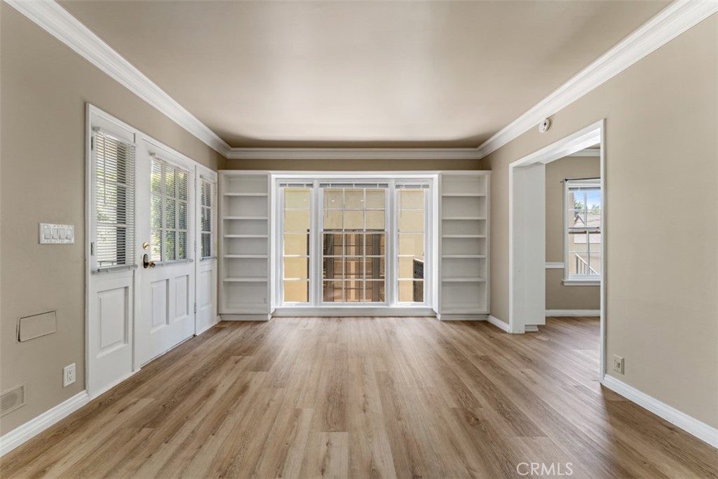 1235 S Beverly Glen Boulevard Property Photo 21