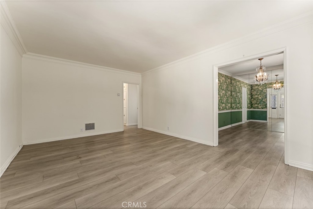 1235 S Beverly Glen Boulevard Property Photo 31