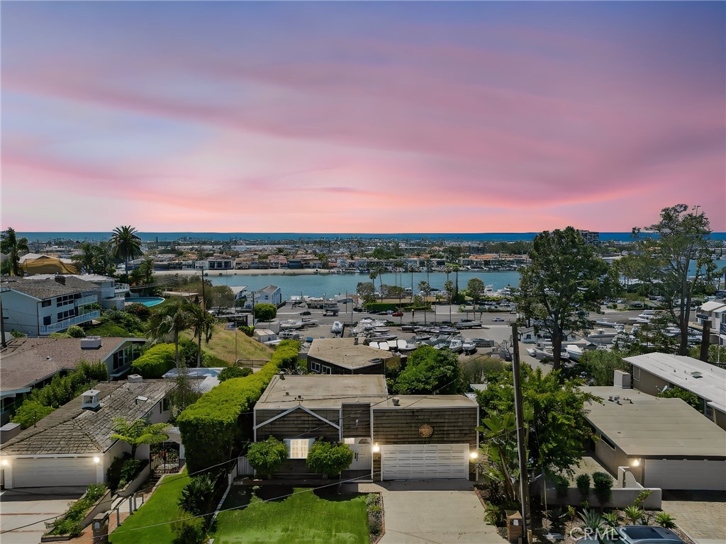 2209 Cliff Drive Property Photo 8