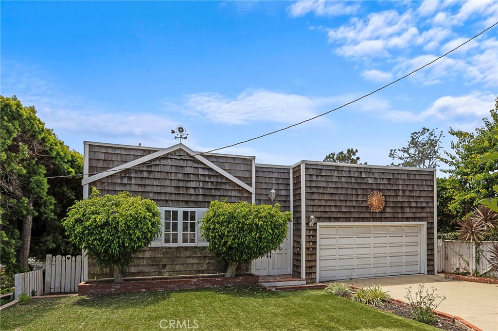 2209 Cliff Drive Property Photo 13