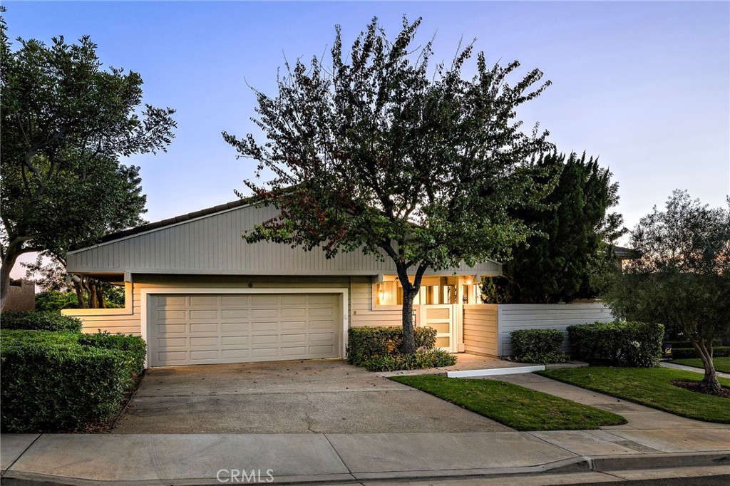 21 Montpellier Property Photo 1