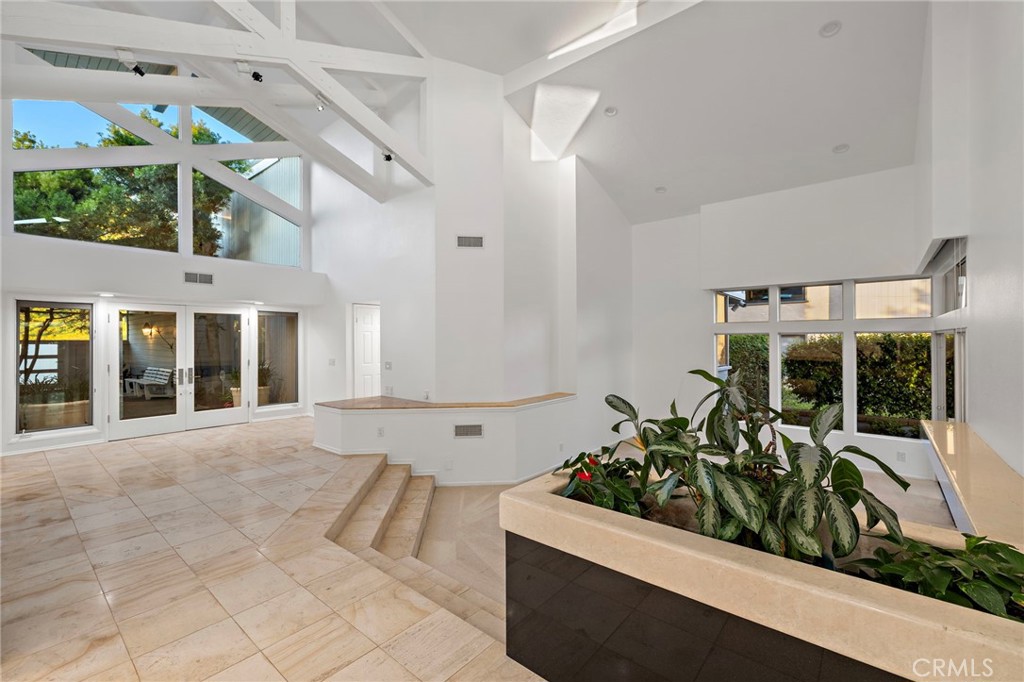 21 Montpellier Property Photo 7