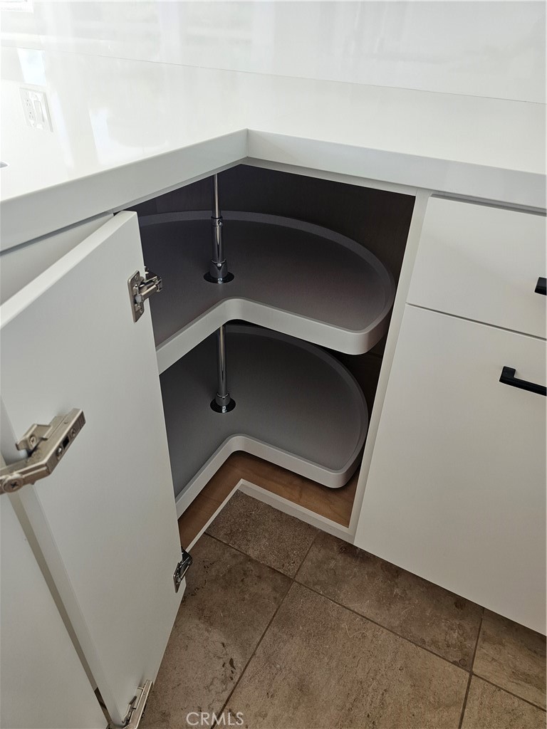 21 Montpellier Property Photo 42