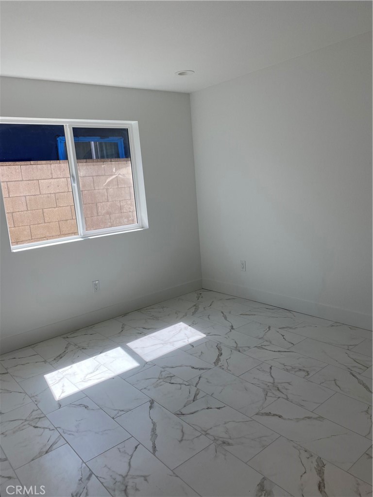 2292 10 Th Property Photo 6