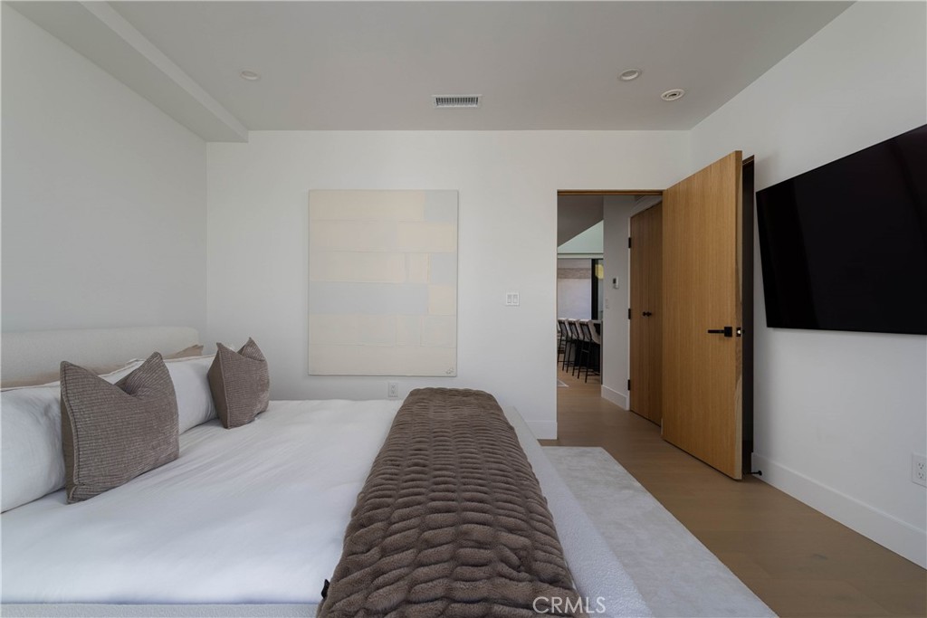 716 1/2 Orchid Avenue Property Photo 13