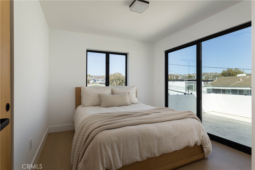 716 1/2 Orchid Avenue Property Photo 18