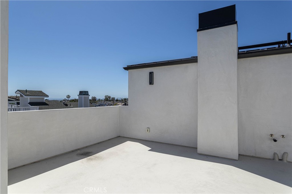 716 1/2 Orchid Avenue Property Photo 31