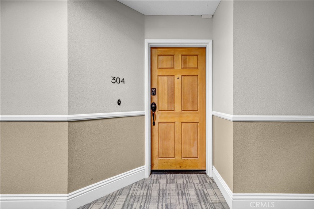 200 Paris Lane 304 Property Photo 24