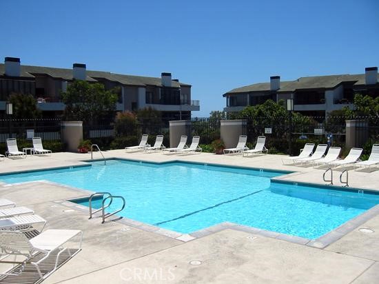 200 Paris Lane 304 Property Photo 27