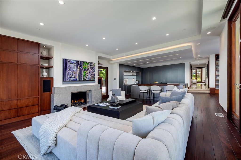 9 Sailcrest Property Photo 18