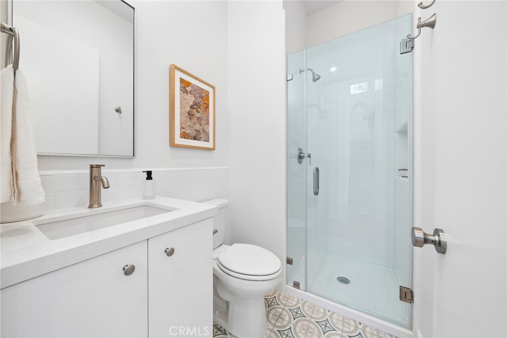 374 Hamilton St B101 Property Photo 8