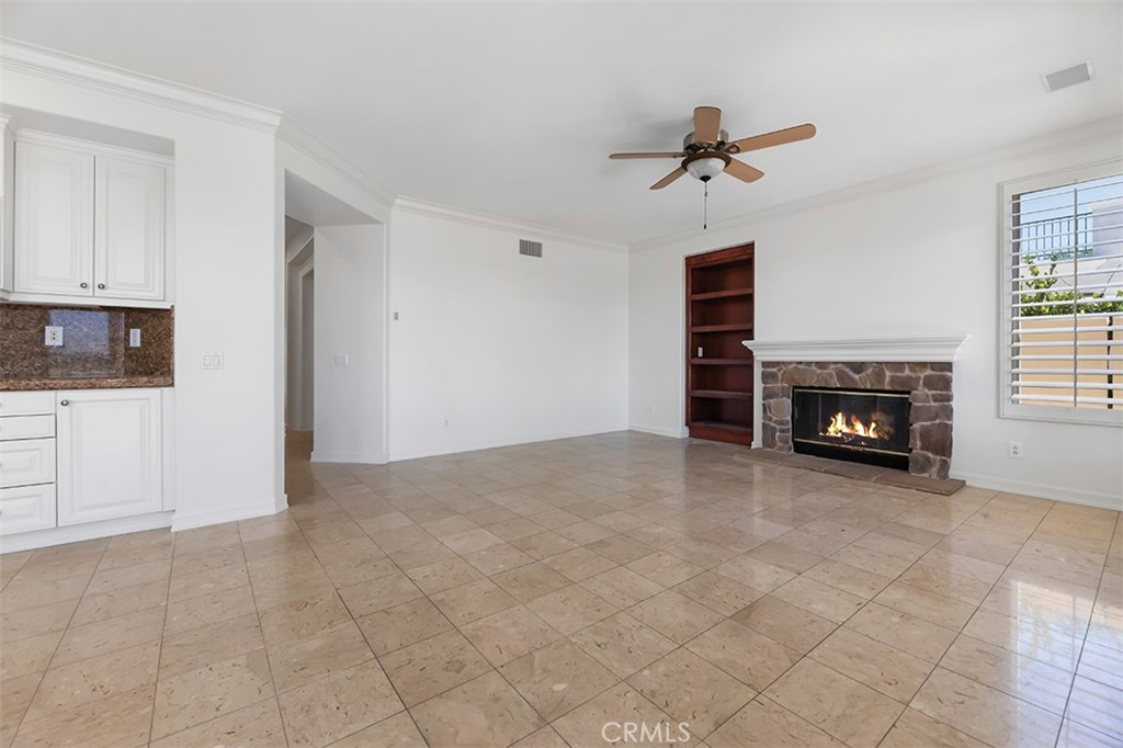 901 Spring Tide Drive Property Photo 7