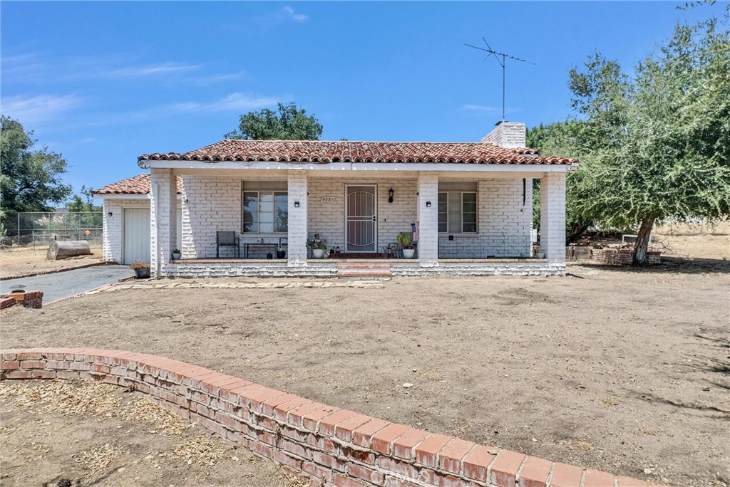 9385 Oak Glen Road Property Photo 7