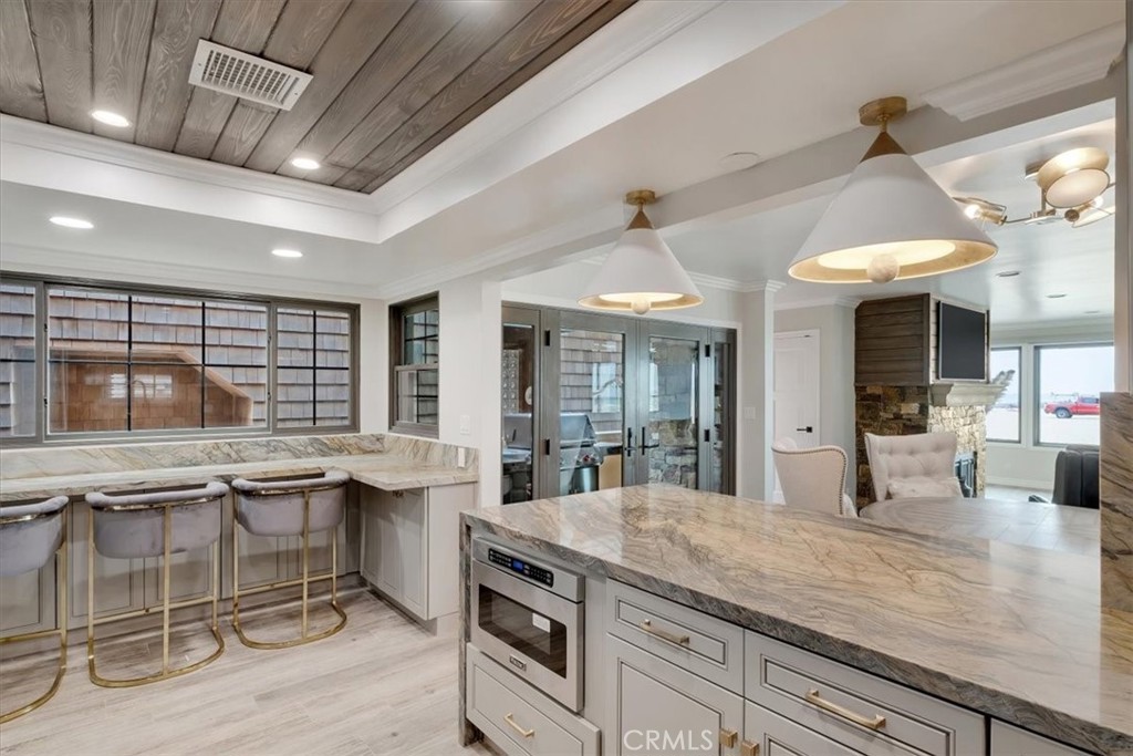 2808 W Oceanfront Property Photo 9
