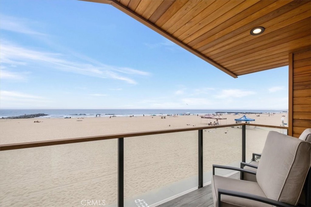 2808 W Oceanfront Property Photo 14