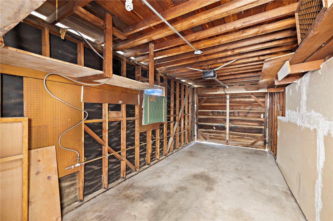 3709 W Balboa Property Photo 9