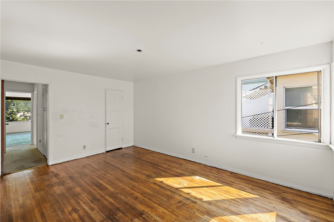 3709 W Balboa Property Photo 10