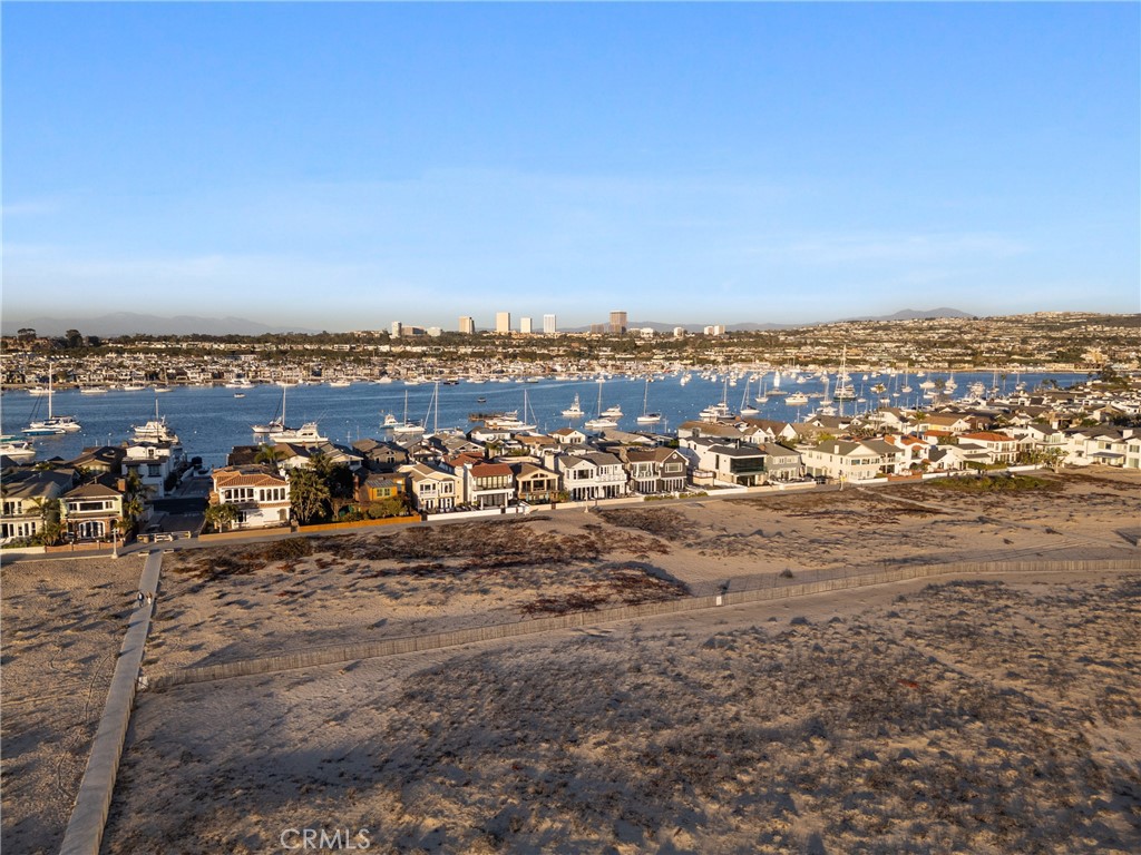 1215 E Balboa Property Photo 68