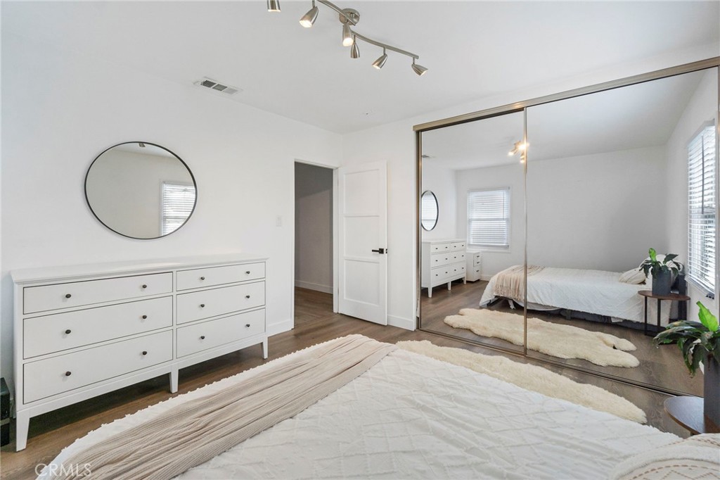 1127 Acacia Property Photo 29