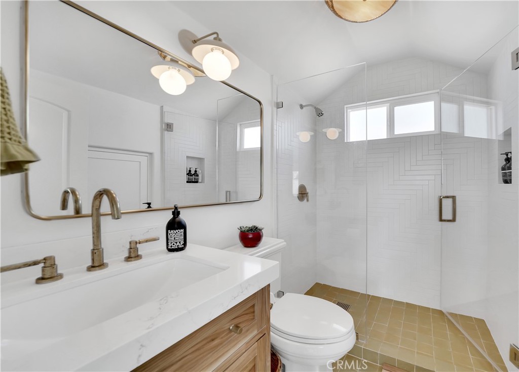 412 Acacia Avenue Property Photo 28