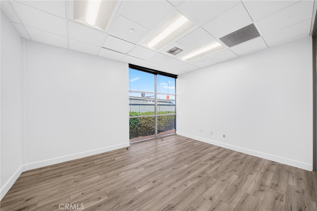 18071 Fitch Property Photo 14