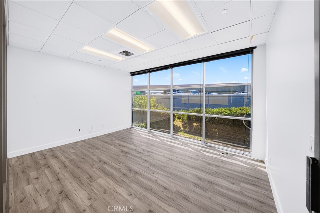 18071 Fitch Property Photo 15