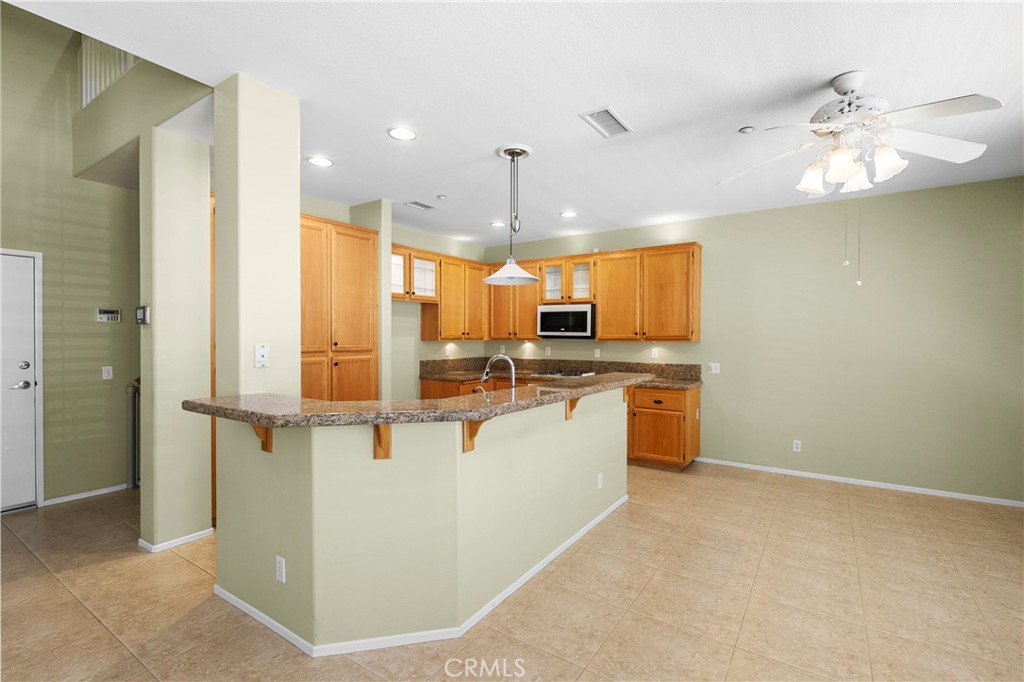 27441 Bonaventure Property Photo 14
