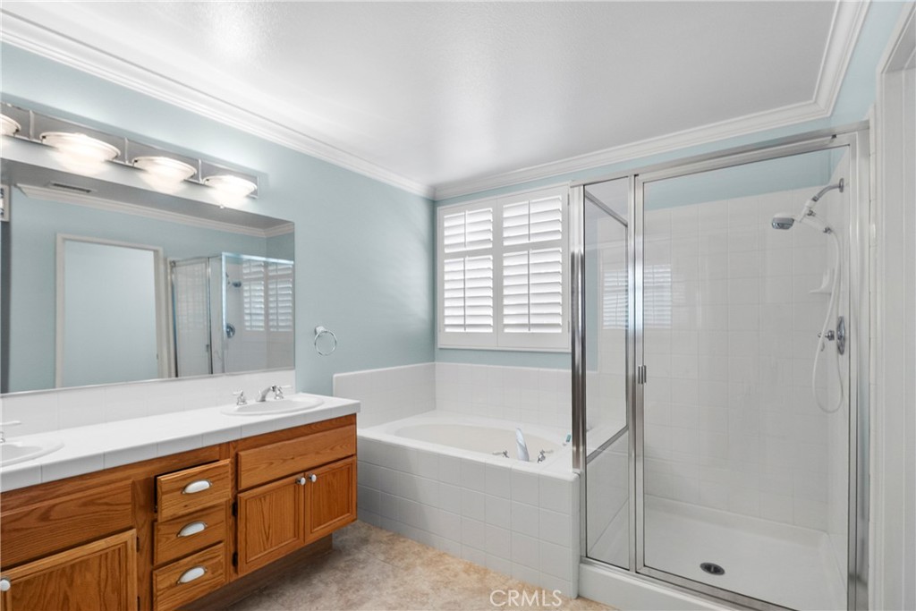 27441 Bonaventure Property Photo 38