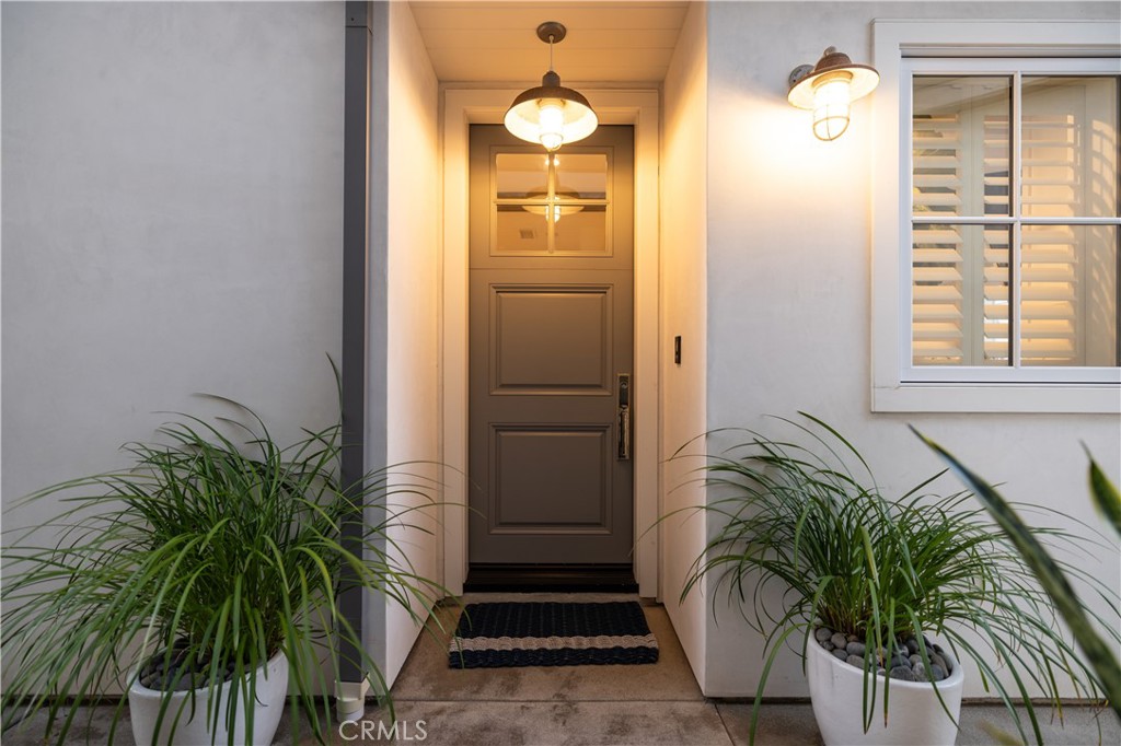 121 41st Property Photo 3