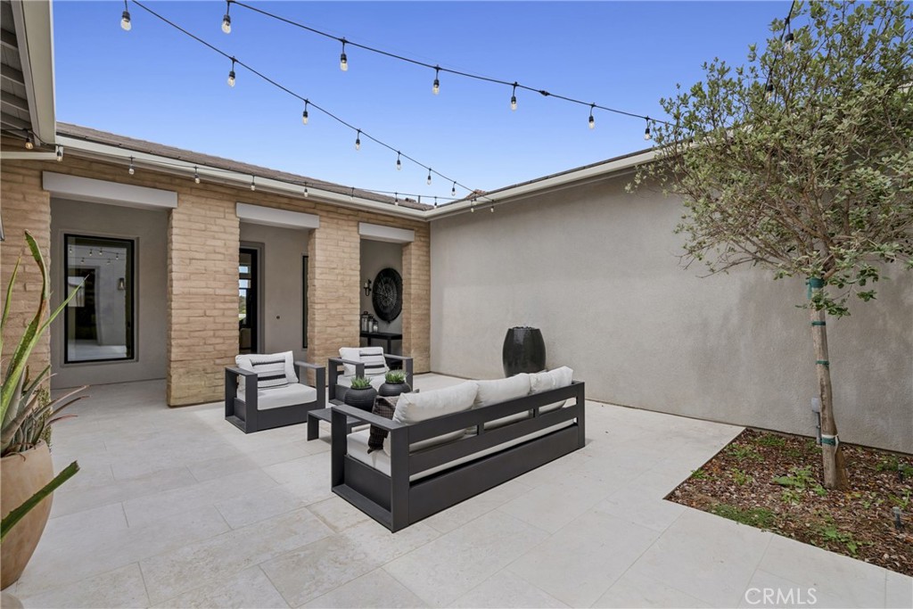 18411 Boulder Bluff Property Photo 6