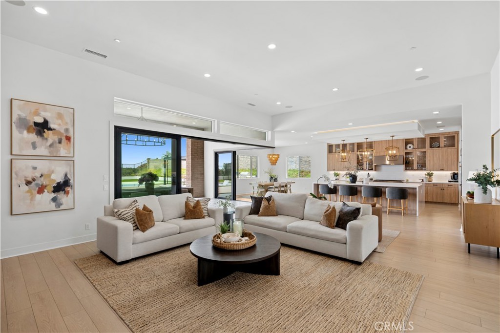 18411 Boulder Bluff Property Photo 8
