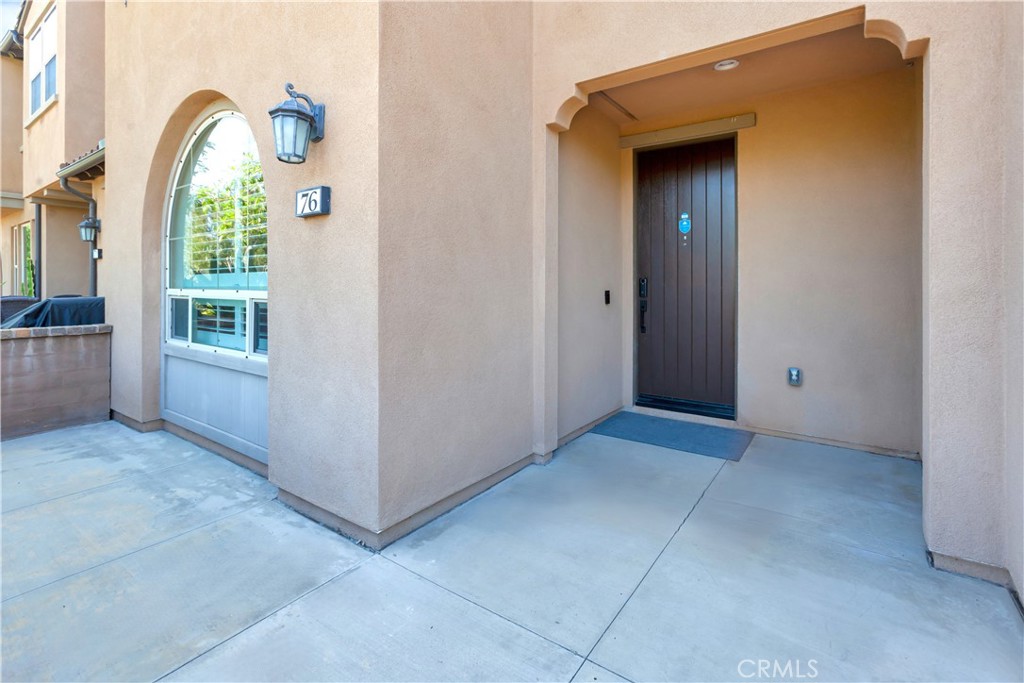 76 Finch Property Photo 4