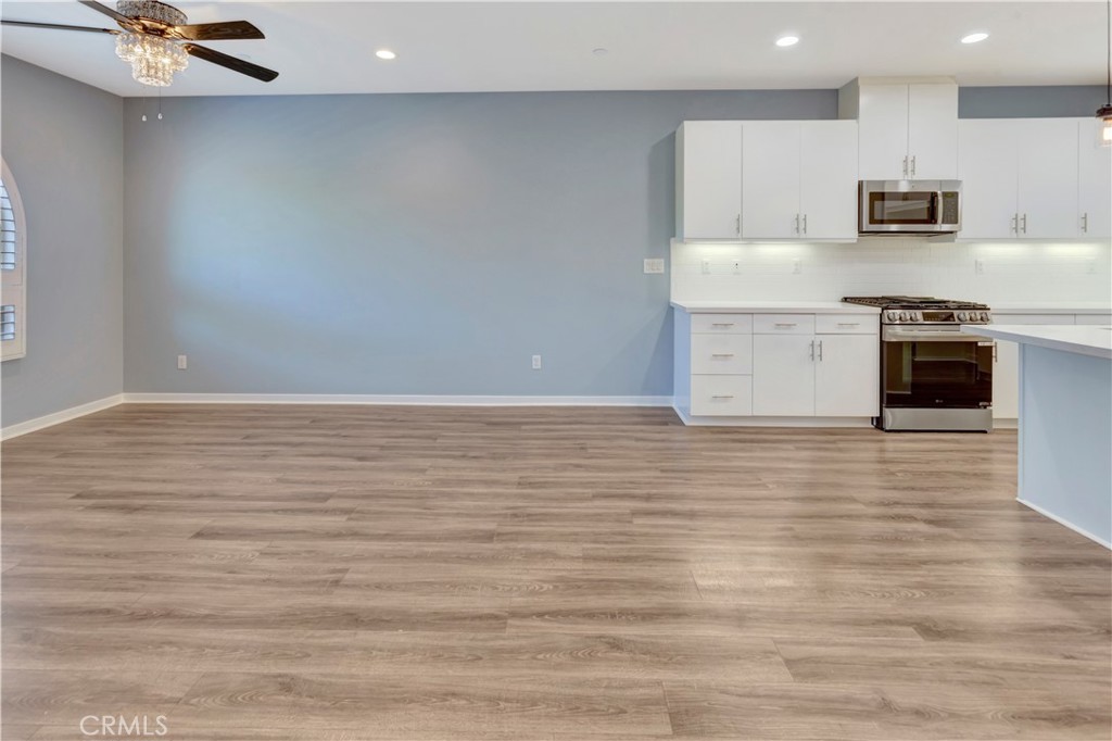 76 Finch Property Photo 11