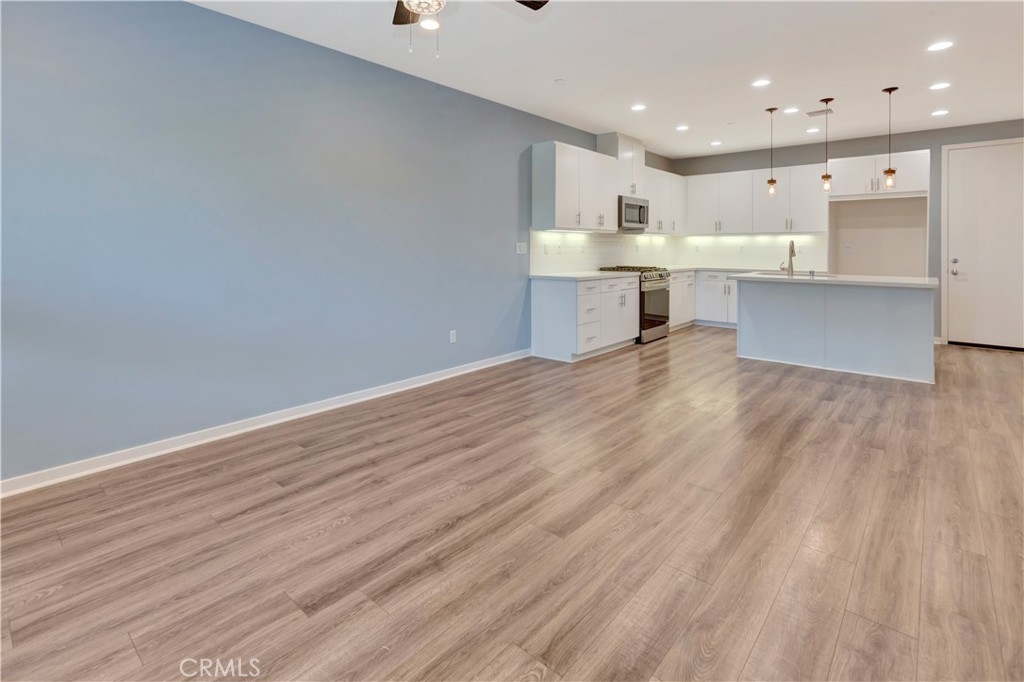 76 Finch Property Photo 12