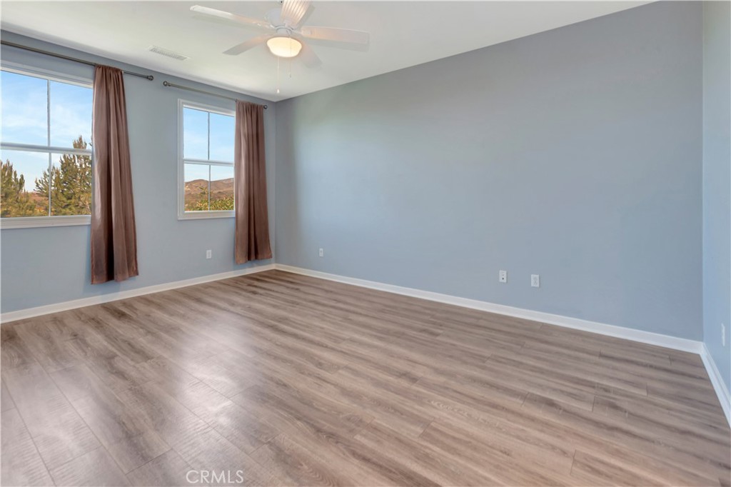 76 Finch Property Photo 19