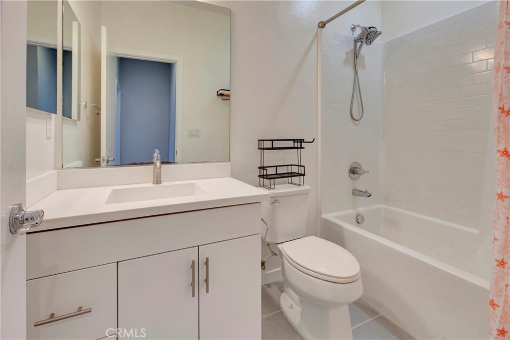 76 Finch Property Photo 26